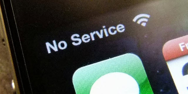 A picture of an iphone with "No Service" at the top.